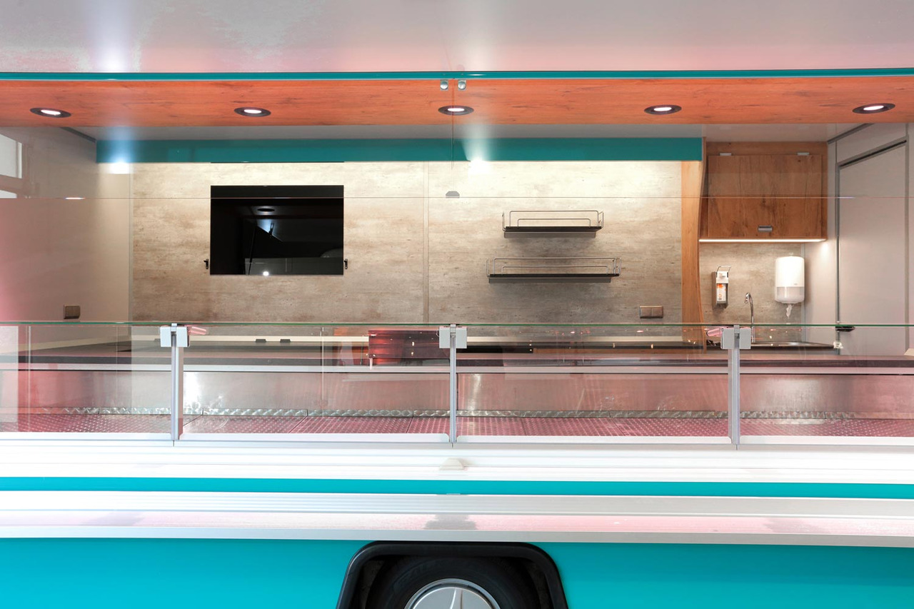 Verkaufsanhänger BORCO HÖHNS - Remolque venta ambulante: foto 3 Verkaufsanhänger BORCO HÖHNS - Remolque venta ambulante: foto 3