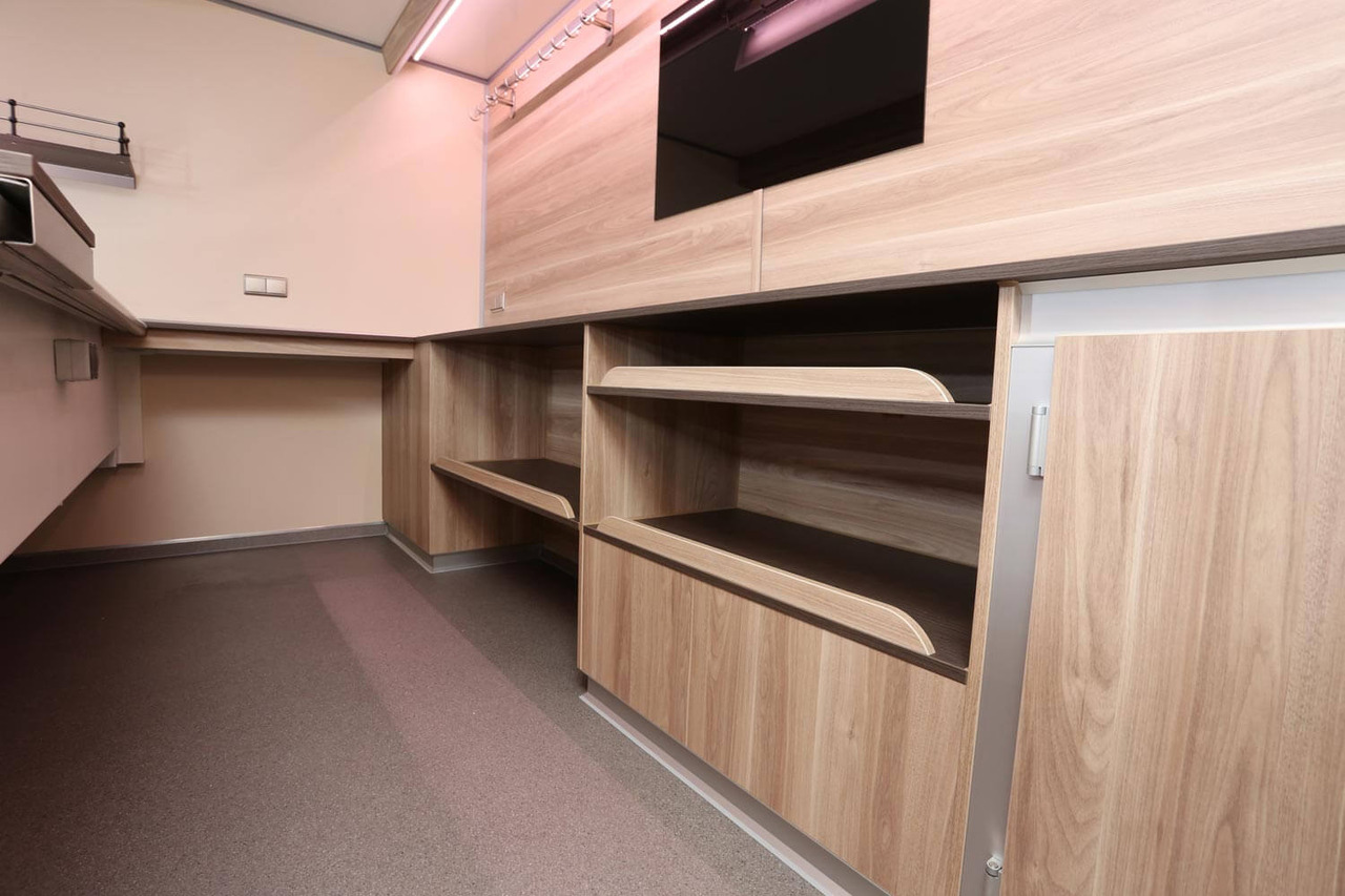 Verkaufsanhänger BORCO HÖHNS - Remolque venta ambulante: foto 3 Verkaufsanhänger BORCO HÖHNS - Remolque venta ambulante: foto 3