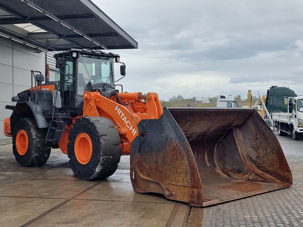 HITACHI ZW 250 - Cargadora de ruedas: foto 1 HITACHI ZW 250 - Cargadora de ruedas: foto 1