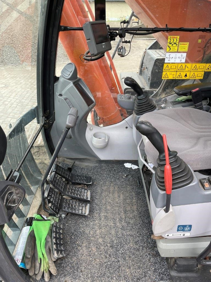 HITACHI ZX350 LCN - 6 - Excavadora de cadenas: foto 4 HITACHI ZX350 LCN - 6 - Excavadora de cadenas: foto 4