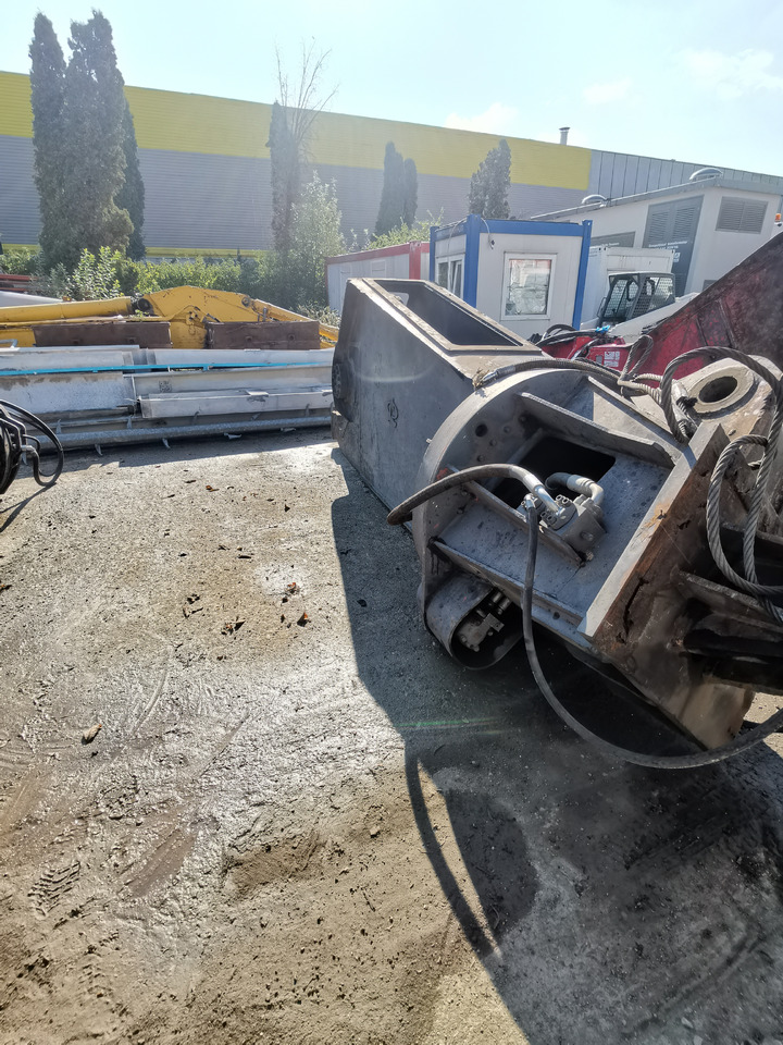 LaBounty MSD65R - Cizalla de demolición para Excavadora de cadenas: foto 3 LaBounty MSD65R - Cizalla de demolición para Excavadora de cadenas: foto 3