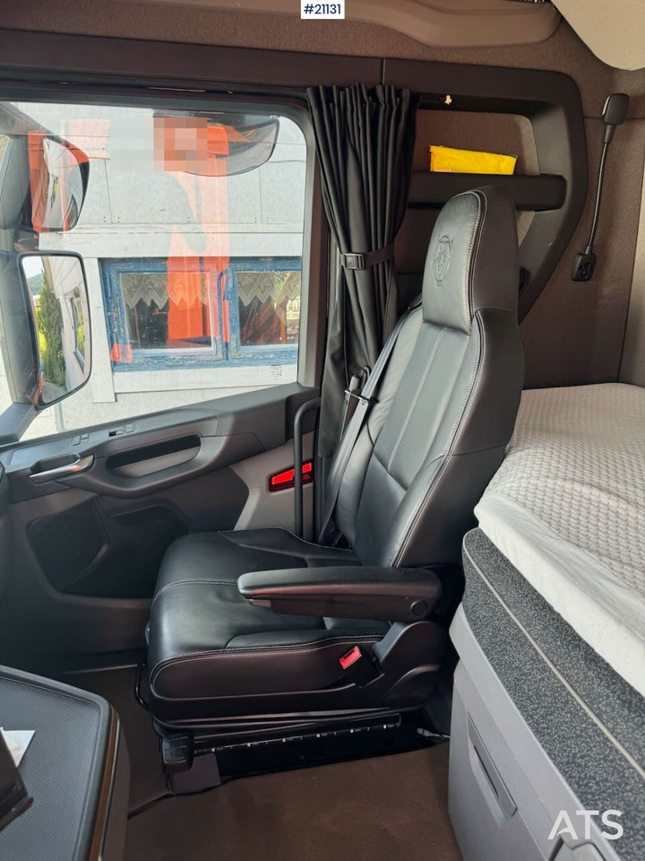 Cabeza tractora Scania S660: foto 17