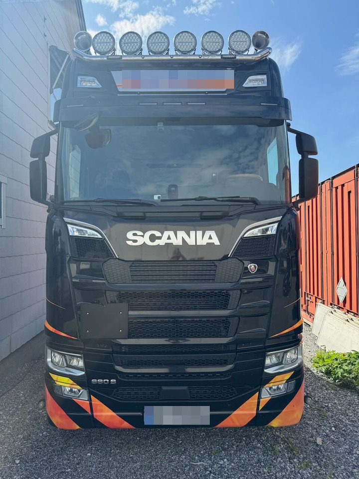Scania S660 - Cabeza tractora: foto 2 Scania S660 - Cabeza tractora: foto 2