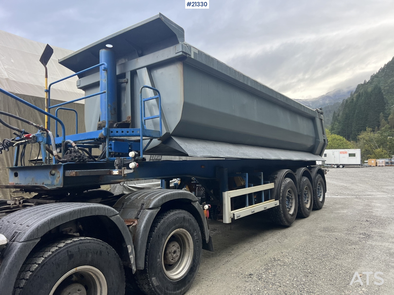 Carnehl 3 akslet tippsemi - Semirremolque volquete: foto 1 Carnehl 3 akslet tippsemi - Semirremolque volquete: foto 1