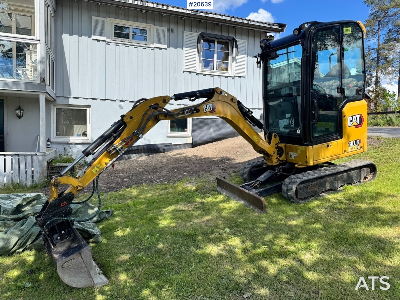 Caterpillar 301.8 - Excavadora: foto 1 Caterpillar 301.8 - Excavadora: foto 1