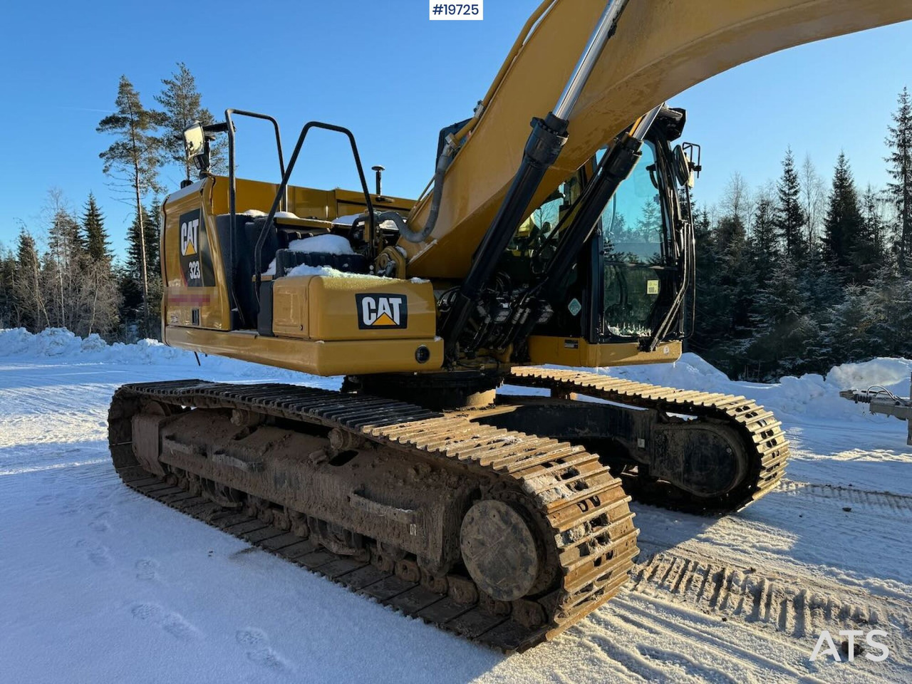 Caterpillar 323 - Excavadora: foto 5 Caterpillar 323 - Excavadora: foto 5