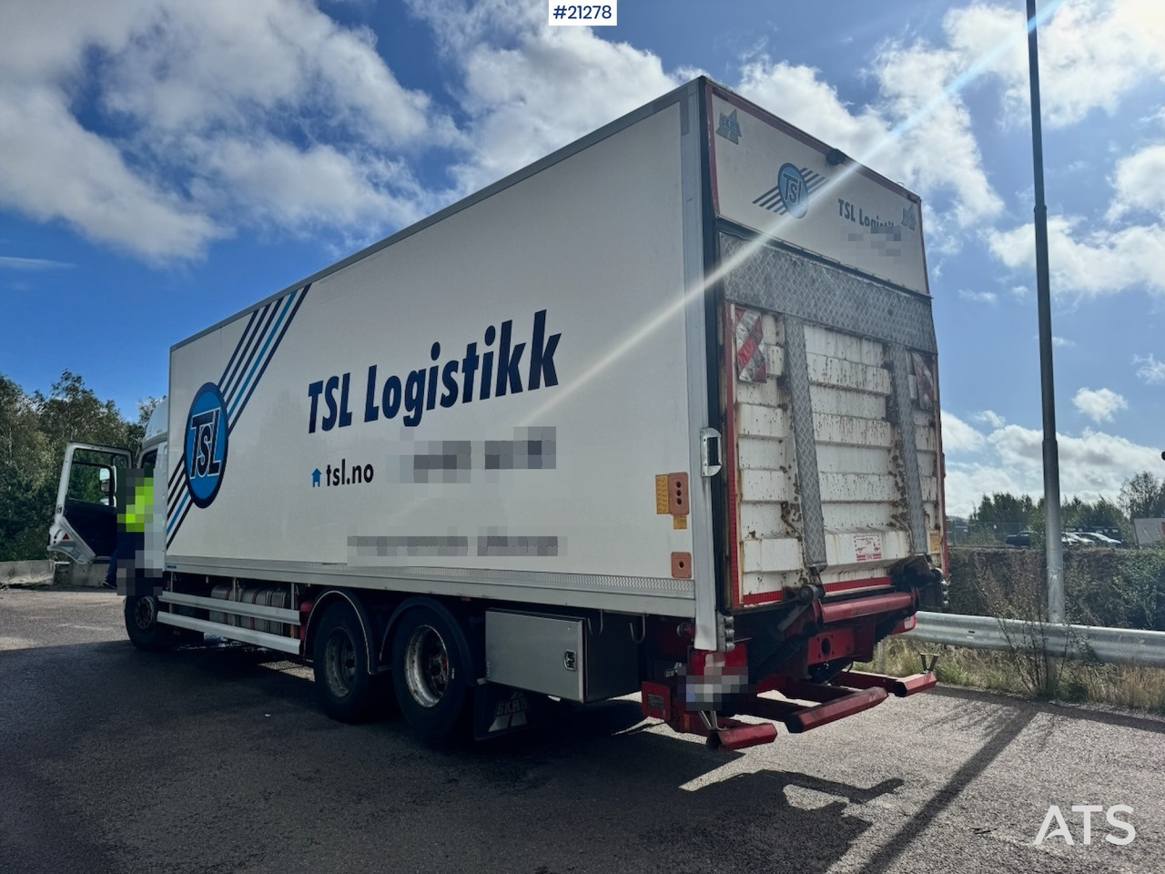 DAF CF440 - Camión caja cerrada: foto 4 DAF CF440 - Camión caja cerrada: foto 4