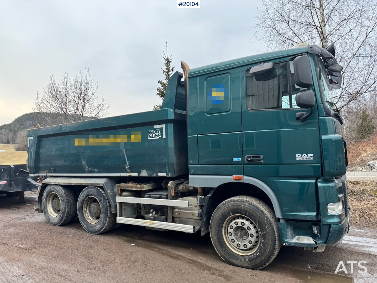 DAF XF105.460 - Camión volquete: foto 2 DAF XF105.460 - Camión volquete: foto 2