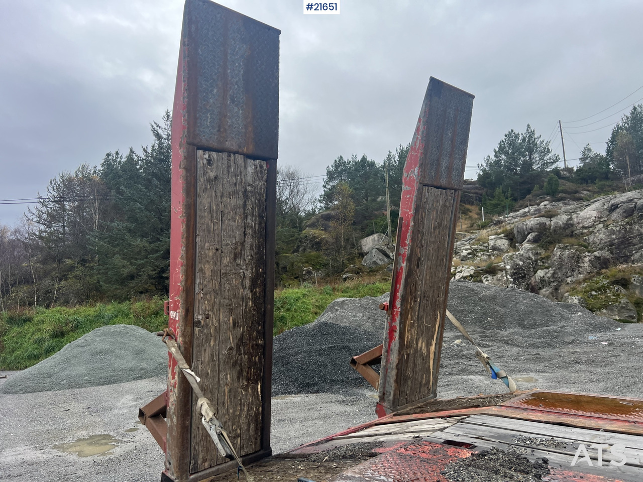 Damm 3 akslet maskinhenger m/ hydrauliske kjørebroer - Remolque portavehículos: foto 5 Damm 3 akslet maskinhenger m/ hydrauliske kjørebroer - Remolque portavehículos: foto 5