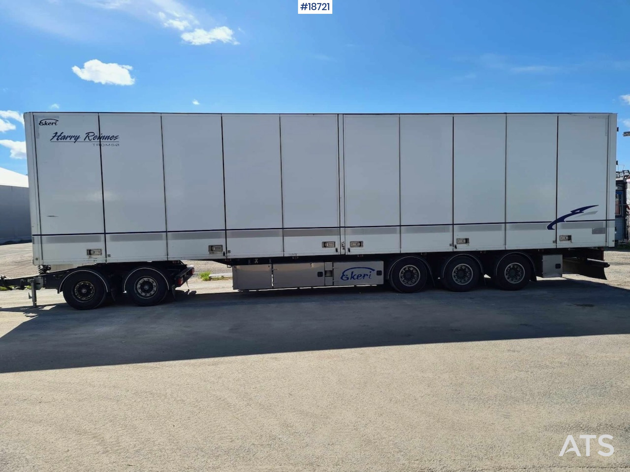 Ekeri 3-axle cabinet semitrailer w/ full side opening. - Remolque caja cerrada: foto 2 Ekeri 3-axle cabinet semitrailer w/ full side opening. - Remolque caja cerrada: foto 2