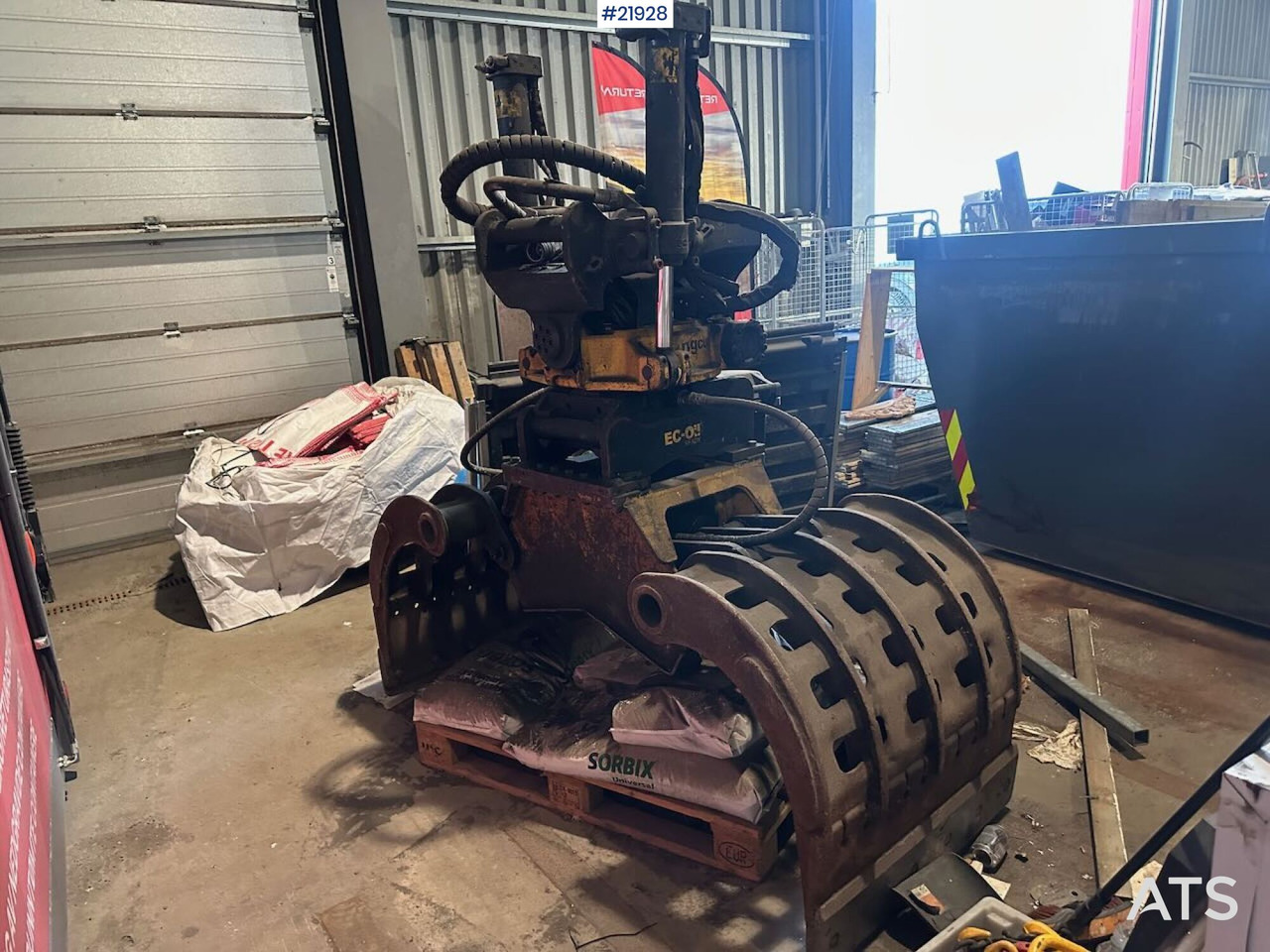 Encon 2017 klype og 2017 Engcon rototilt - Pinza de manipulación: foto 1 Encon 2017 klype og 2017 Engcon rototilt - Pinza de manipulación: foto 1