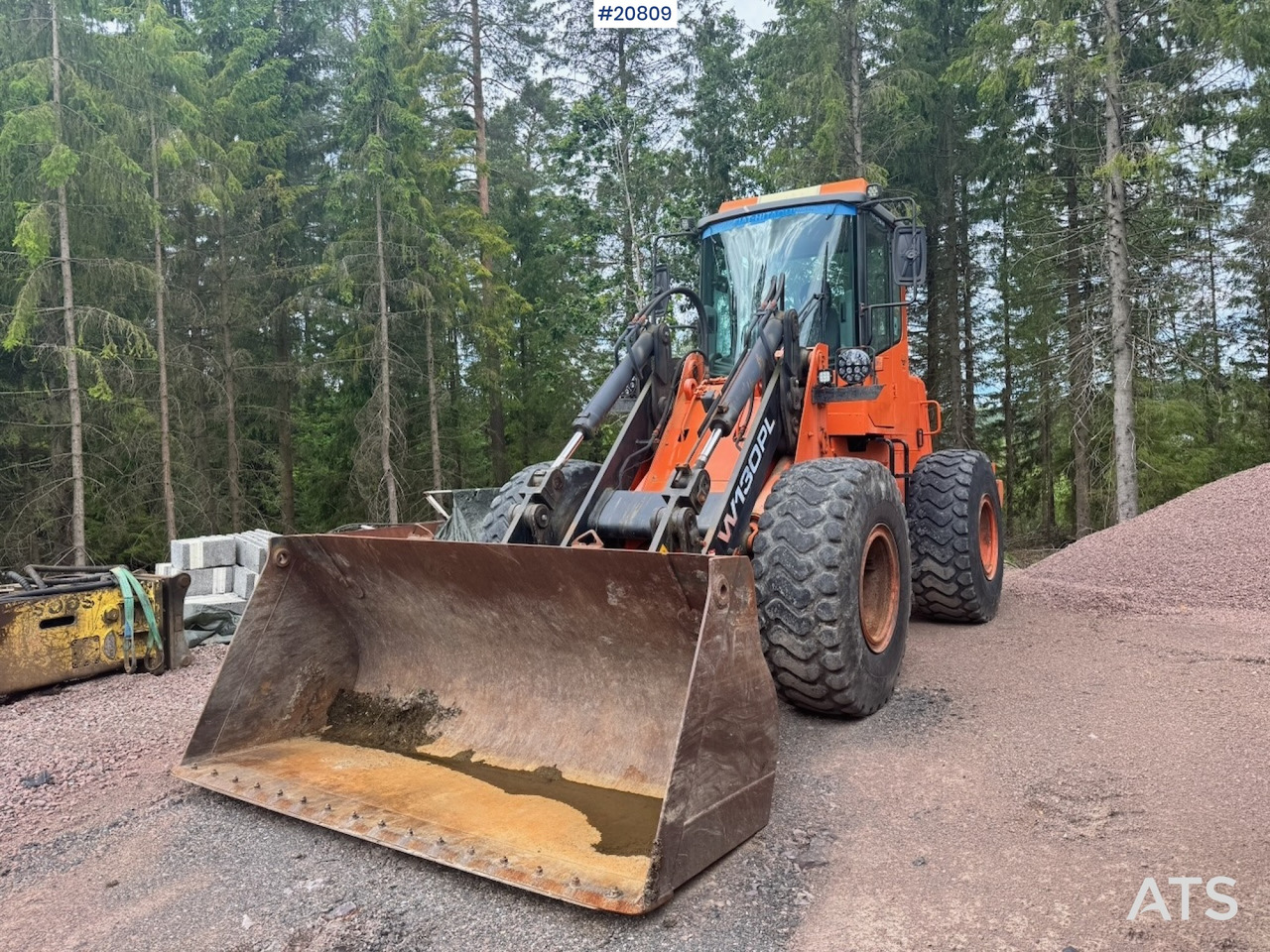 Fiat Hitachi W130PL - Cargadora de ruedas: foto 1 Fiat Hitachi W130PL - Cargadora de ruedas: foto 1