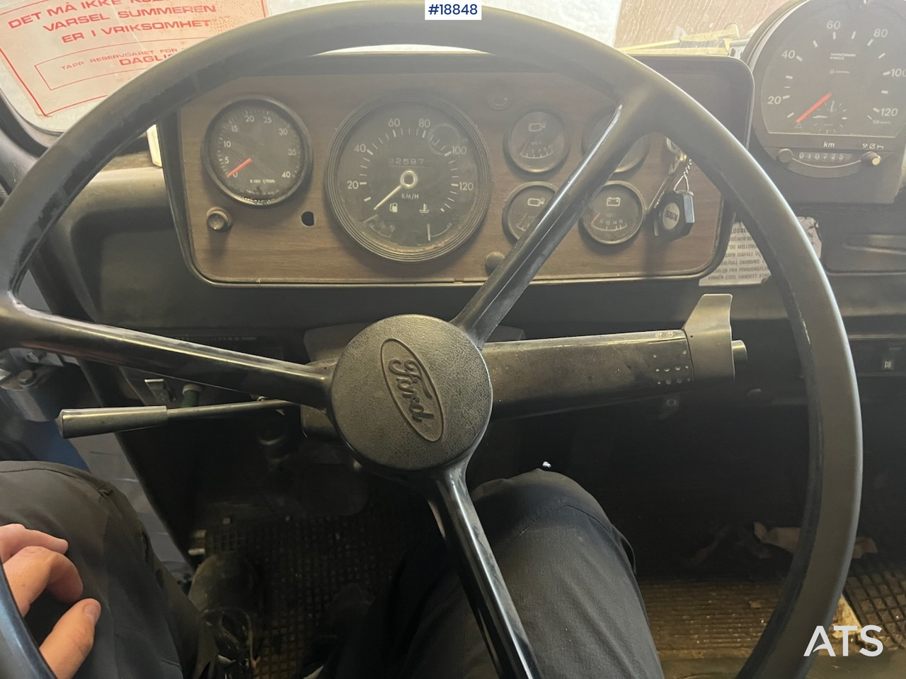 Leasing de Ford D-1314 Ford D-1314: foto 25