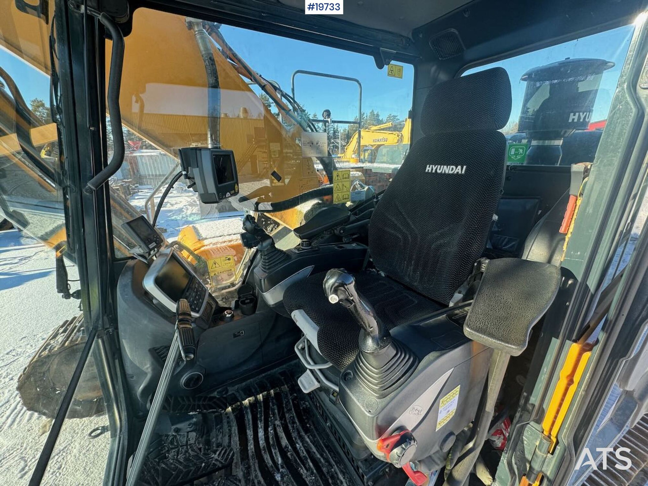 Excavadora Hyundai HX300L: foto 31