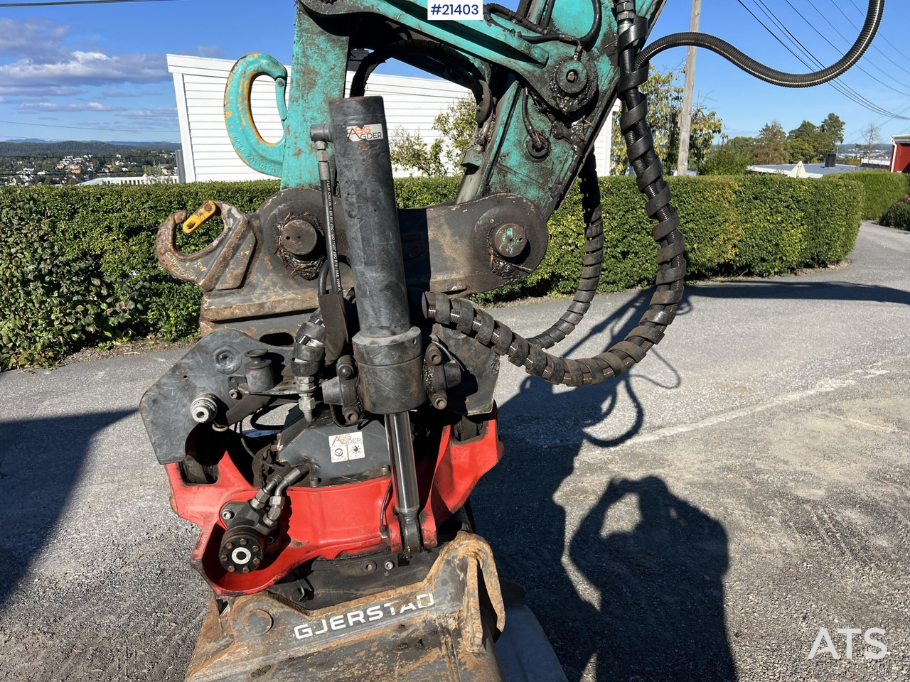 Excavadora de cadenas Kobelco Sk140SRLC-3: foto 22