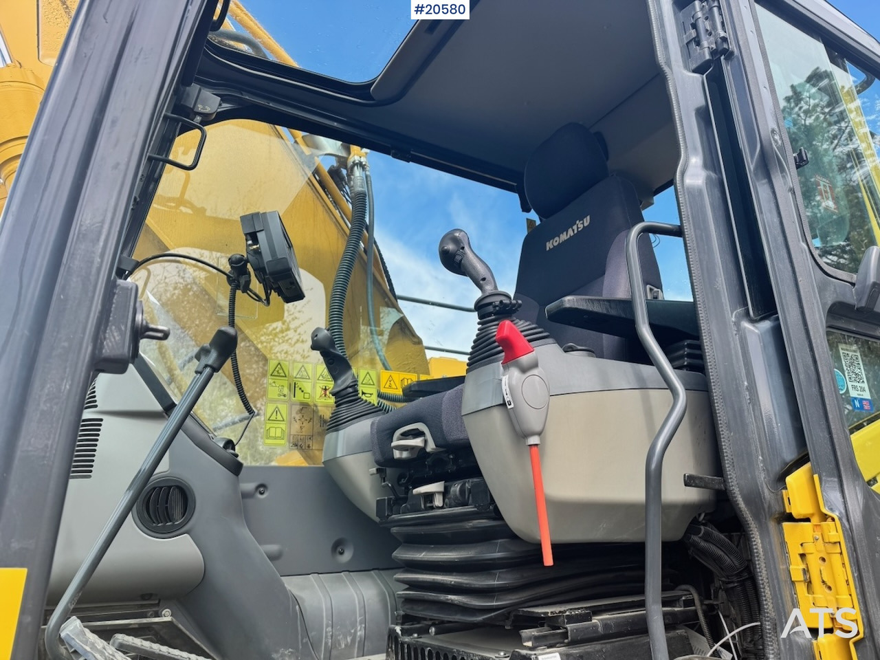 Excavadora Komatsu HB215LC-2: foto 38
