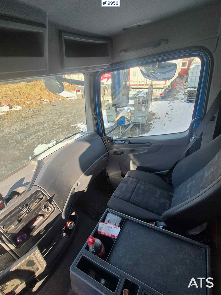 Leasing de Mercedes 818 Mercedes 818: foto 5
