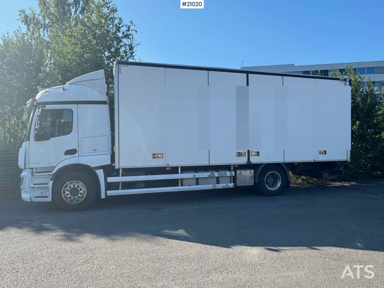 Mercedes Actros - Camión caja cerrada: foto 3 Mercedes Actros - Camión caja cerrada: foto 3