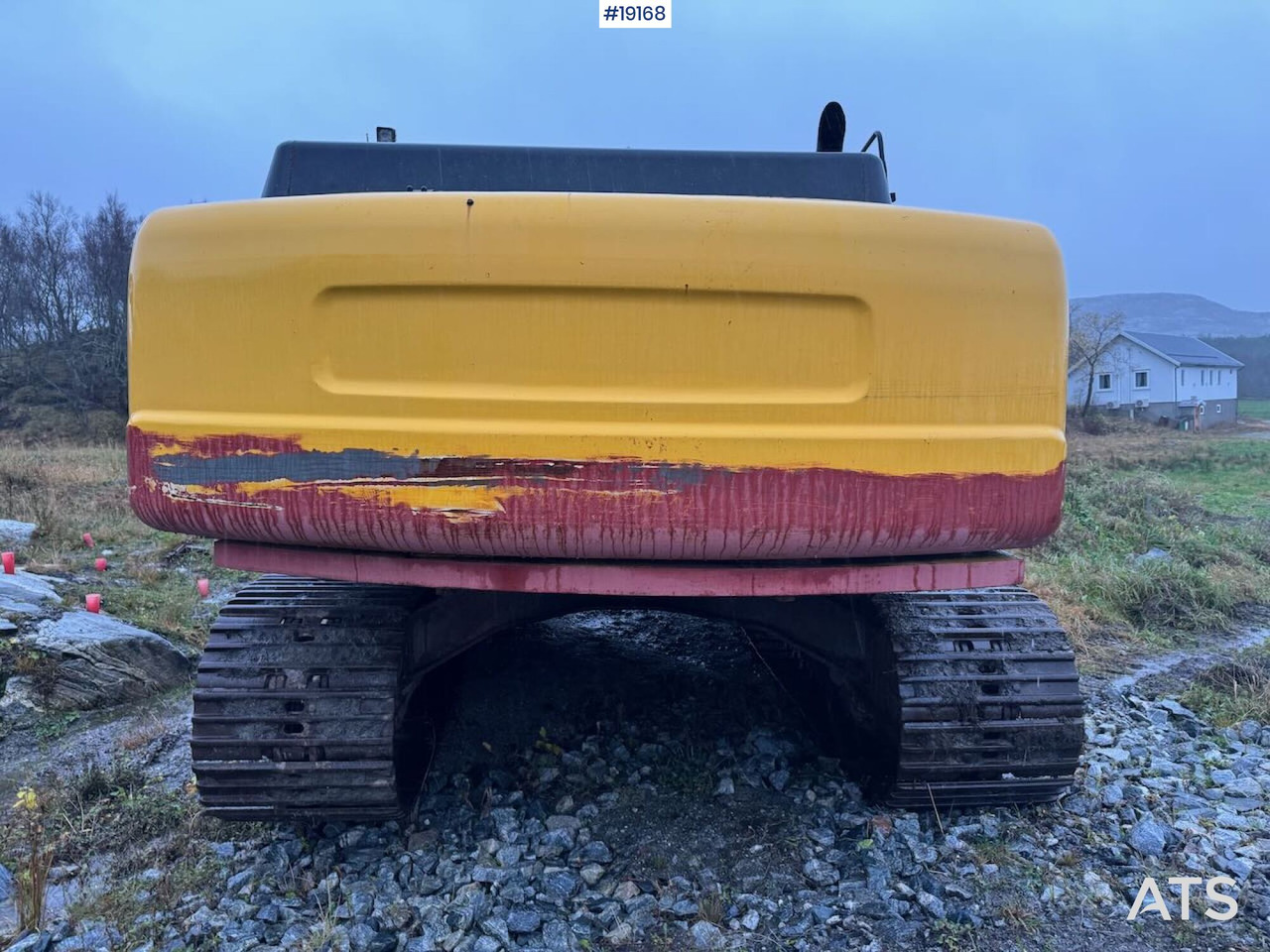 Excavadora New Holland E385: foto 10