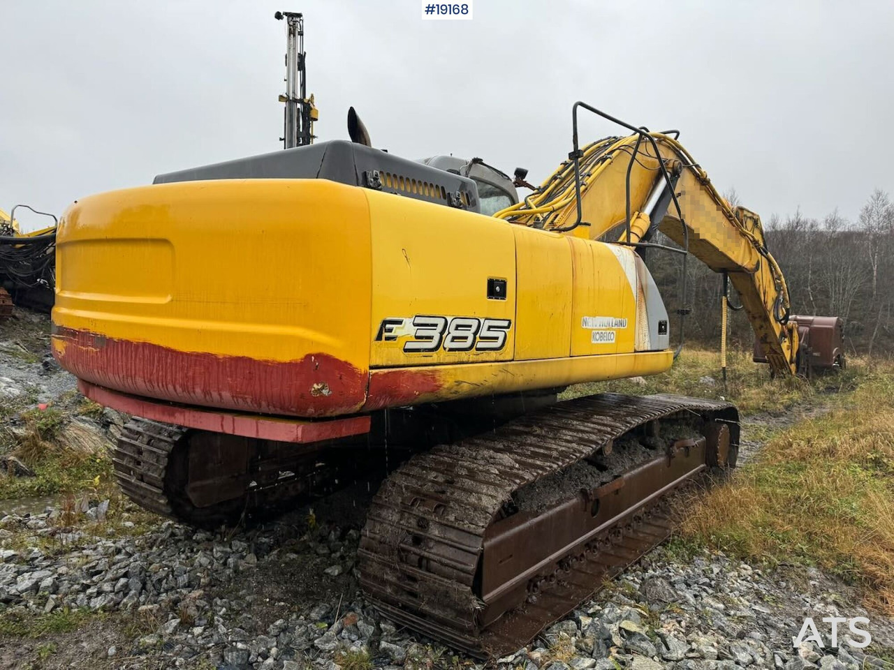 Excavadora New Holland E385: foto 11