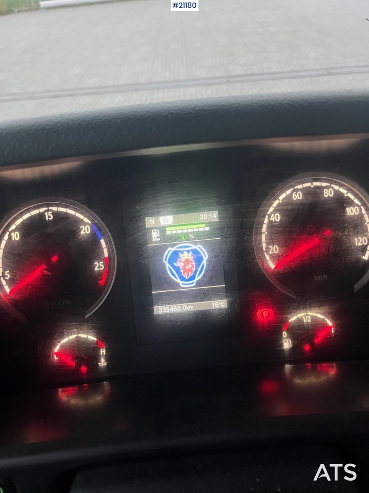 Camión caja cerrada Scania P250: foto 14