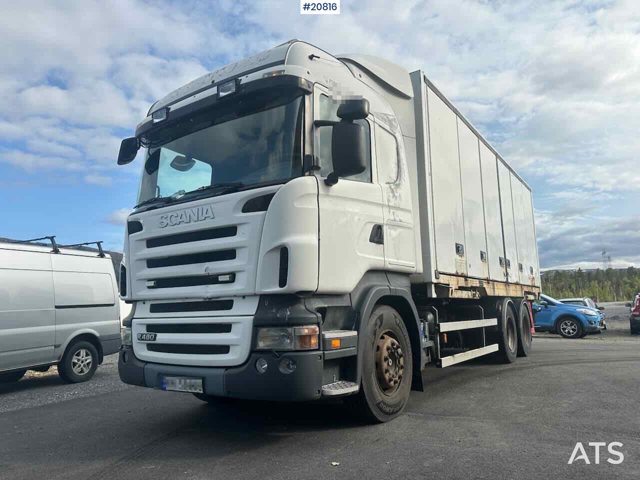 Scania R480 3 akslet conatinerbil m/ lift - Camión caja cerrada: foto 1 Scania R480 3 akslet conatinerbil m/ lift - Camión caja cerrada: foto 1