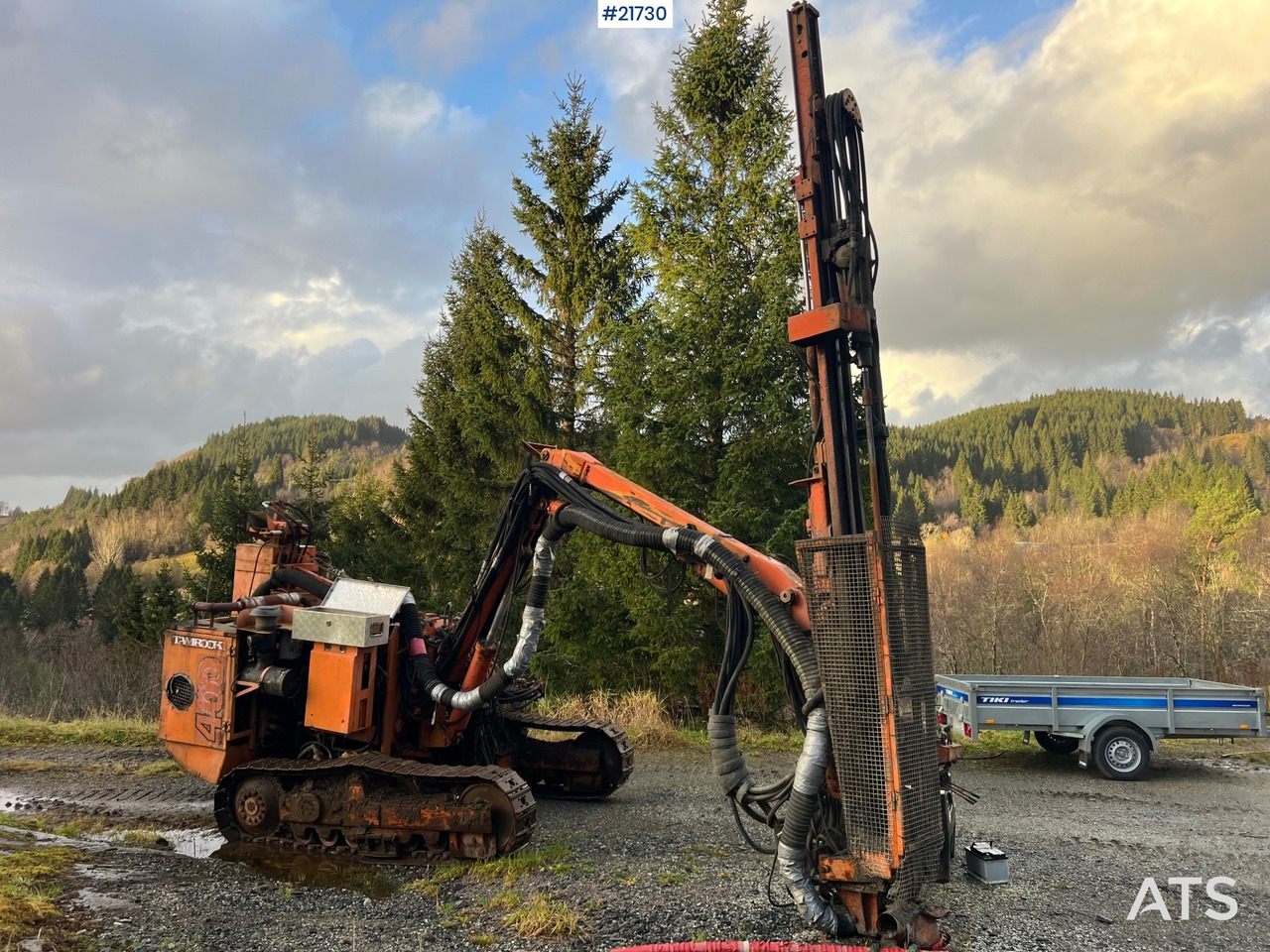 Tamrock DHA400 Borerigg m/ HLR 438L hammer - Perforadora: foto 1 Tamrock DHA400 Borerigg m/ HLR 438L hammer - Perforadora: foto 1