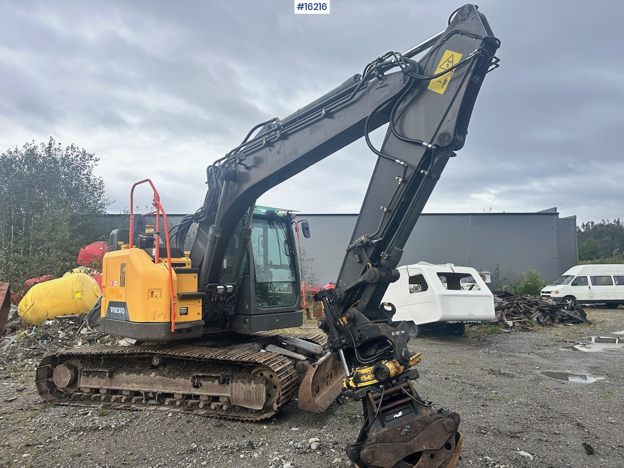 Excavadora Volvo ECR145: foto 7