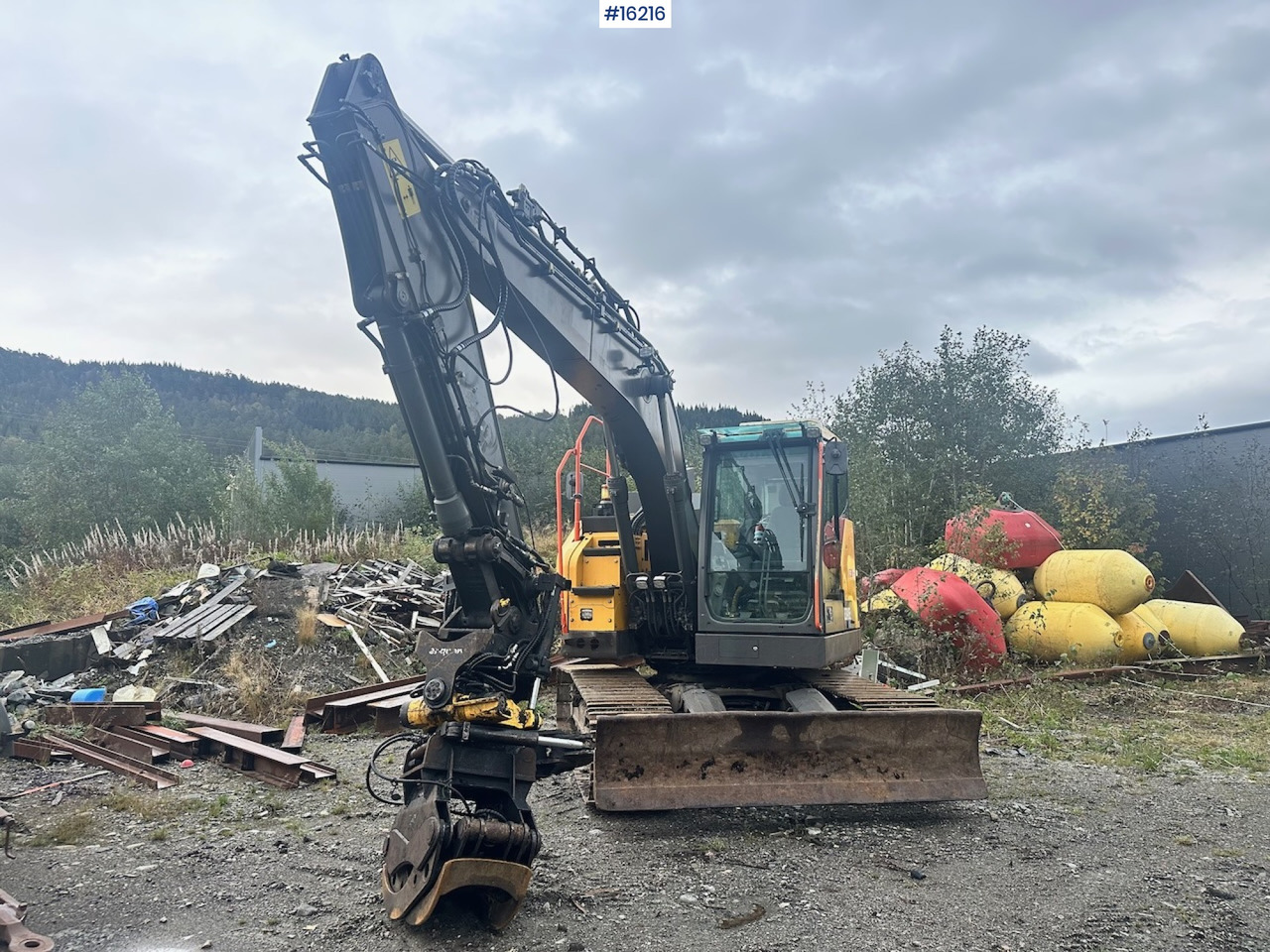 Excavadora Volvo ECR145: foto 8