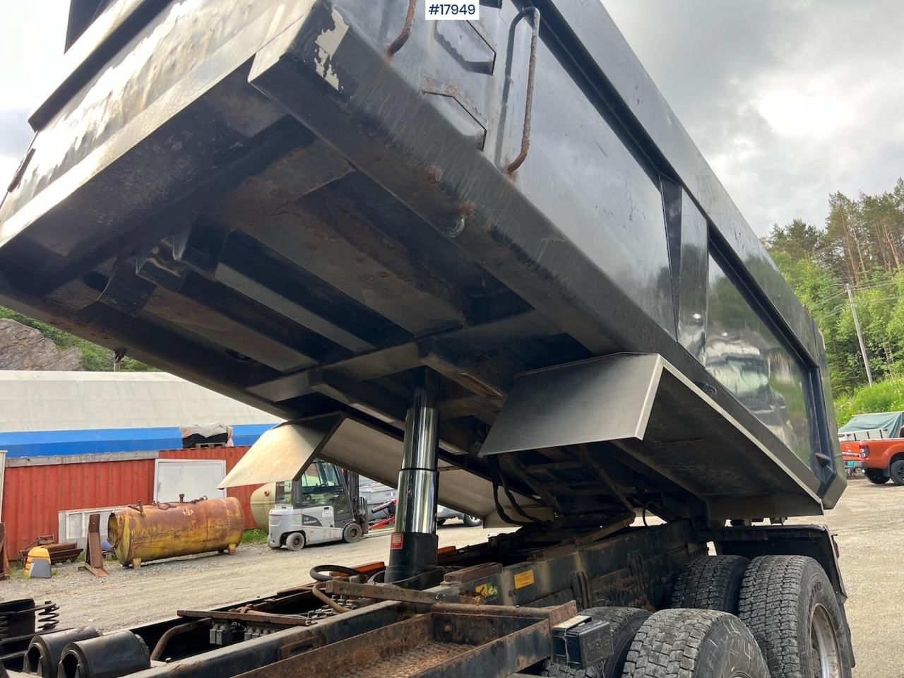 Camión volquete Volvo FH: foto 24