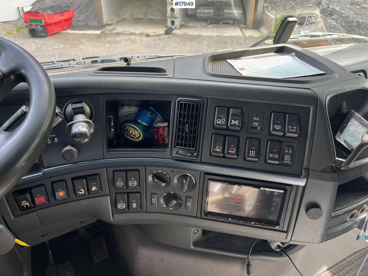Camión volquete Volvo FH: foto 29