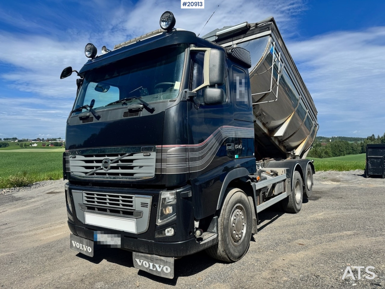 Volvo FH16 540 - Camión volquete: foto 1 Volvo FH16 540 - Camión volquete: foto 1
