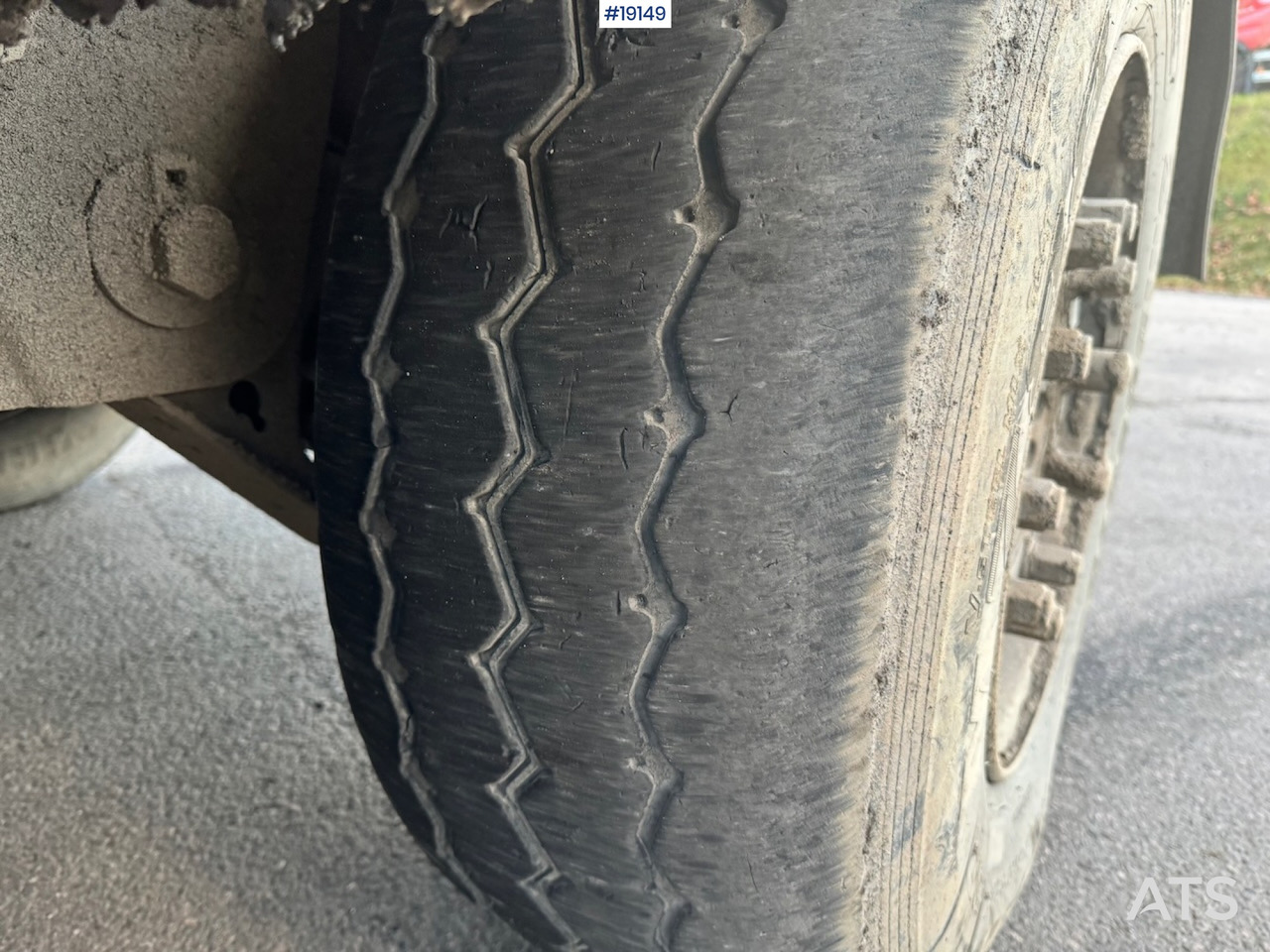 Camión volquete Volvo FH540: foto 32