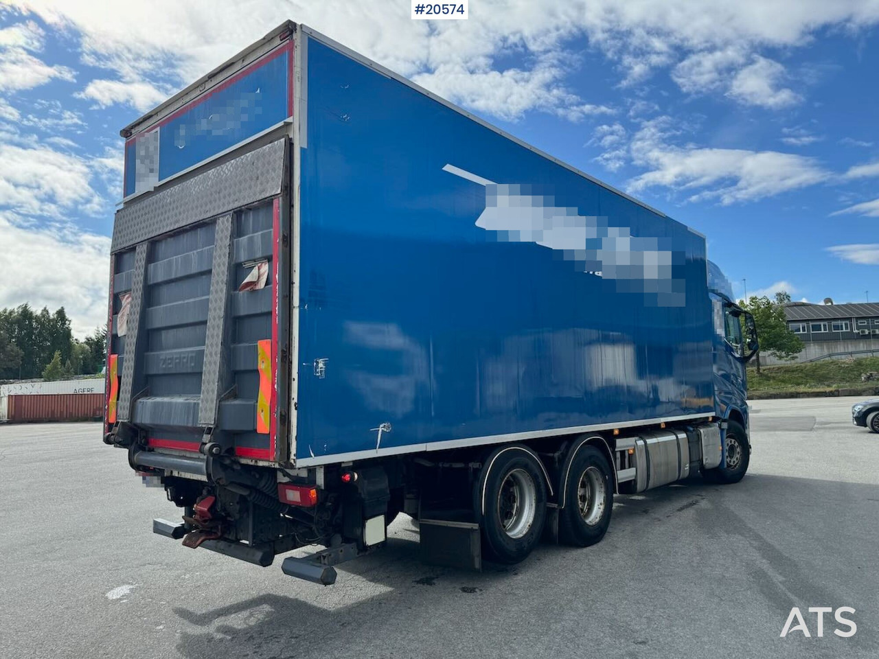 Volvo FH540 - Camión caja cerrada: foto 5 Volvo FH540 - Camión caja cerrada: foto 5