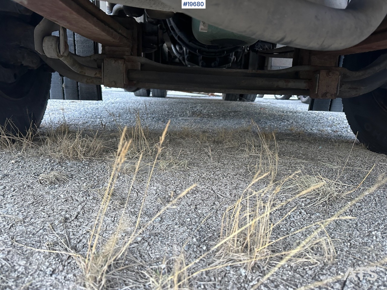 Camión caja abierta Volvo FM7: foto 8