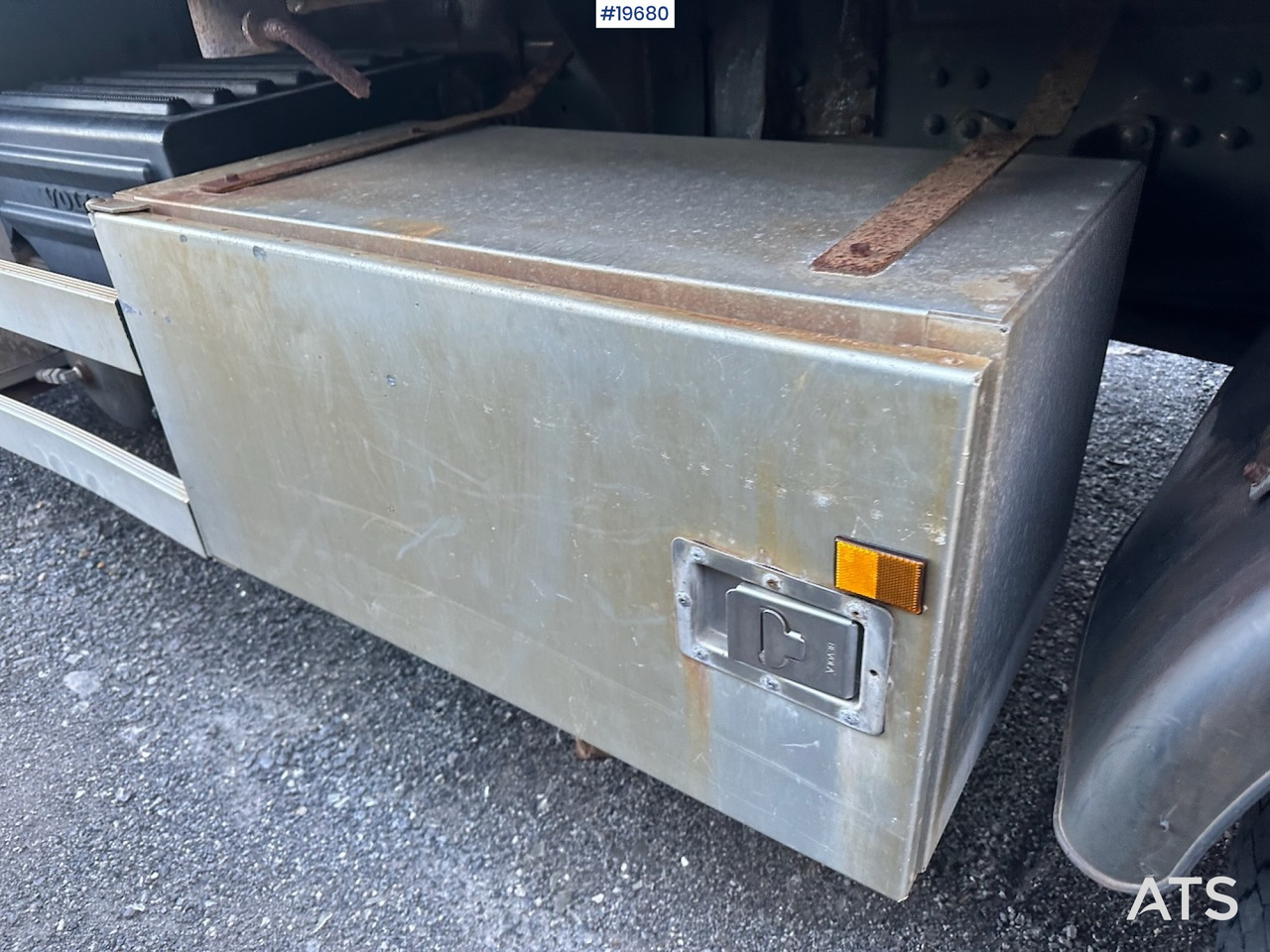 Camión caja abierta Volvo FM7: foto 13