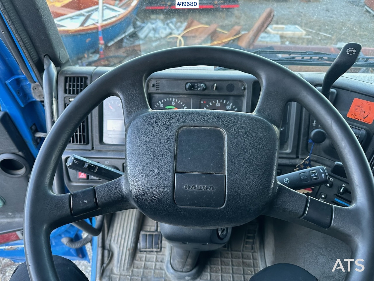 Camión caja abierta Volvo FM7: foto 24