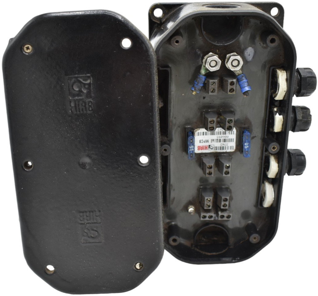 Electronic box , terminal 3635813 - Piezas de recambio para Grúa para camión: foto 5 Electronic box , terminal 3635813 - Piezas de recambio para Grúa para camión: foto 5