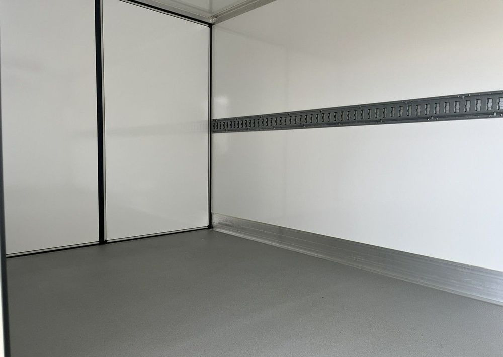 Leasing de  Mercedes-Benz Sprinter Mercedes-Benz Sprinter: foto 17