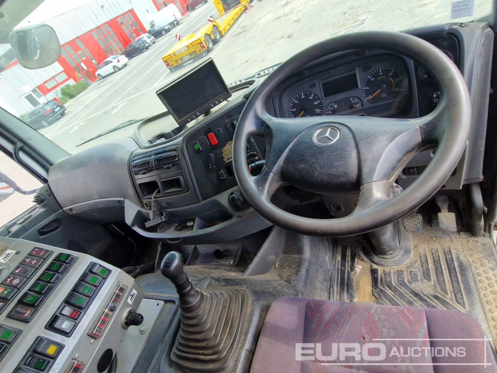 Barredora vial 2002 Mercedes Axor 1829: foto 29