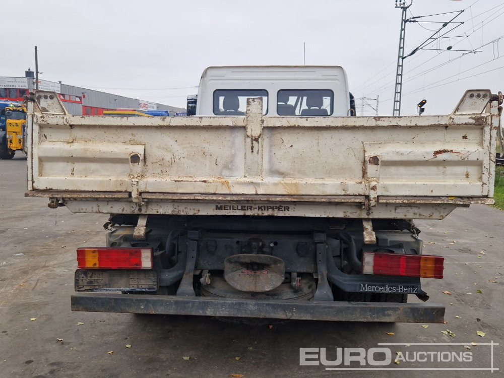 2005 Mercedes 818 - Camión volquete: foto 4 2005 Mercedes 818 - Camión volquete: foto 4
