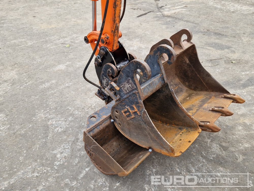 Miniexcavadora 2012 JCB 8018: foto 18