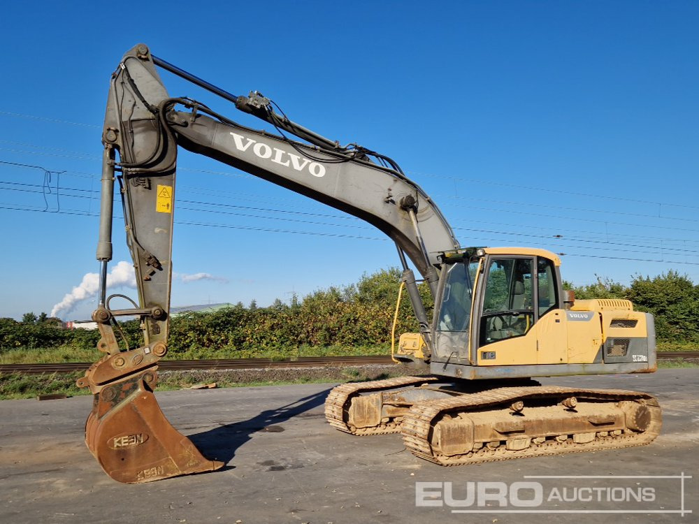 2012 Volvo EC220DL - Excavadora de cadenas: foto 1 2012 Volvo EC220DL - Excavadora de cadenas: foto 1