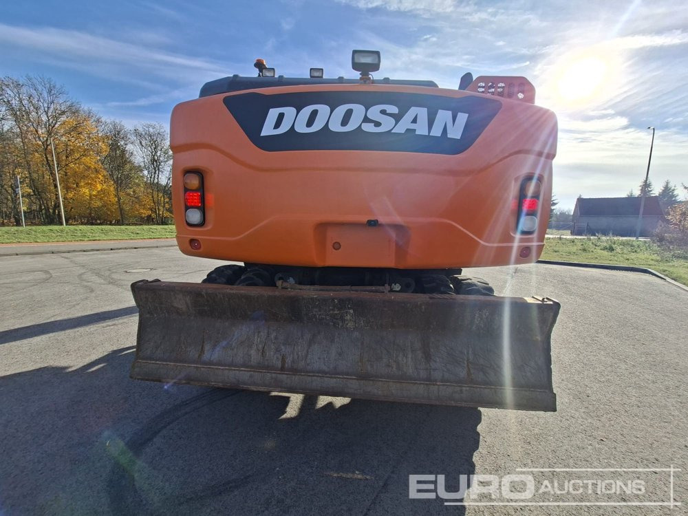 2013 Doosan DX160W-3 - Excavadora de ruedas: foto 3 2013 Doosan DX160W-3 - Excavadora de ruedas: foto 3