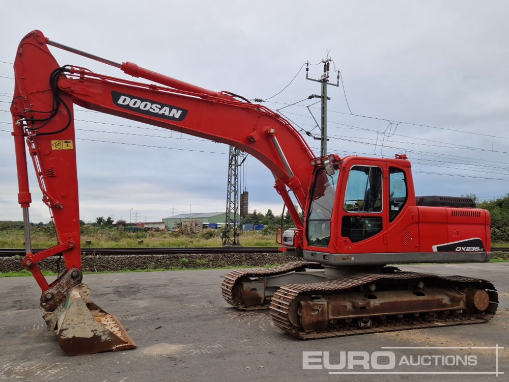 2014 Doosan DX235NLC-5 - Excavadora de cadenas: foto 1 2014 Doosan DX235NLC-5 - Excavadora de cadenas: foto 1