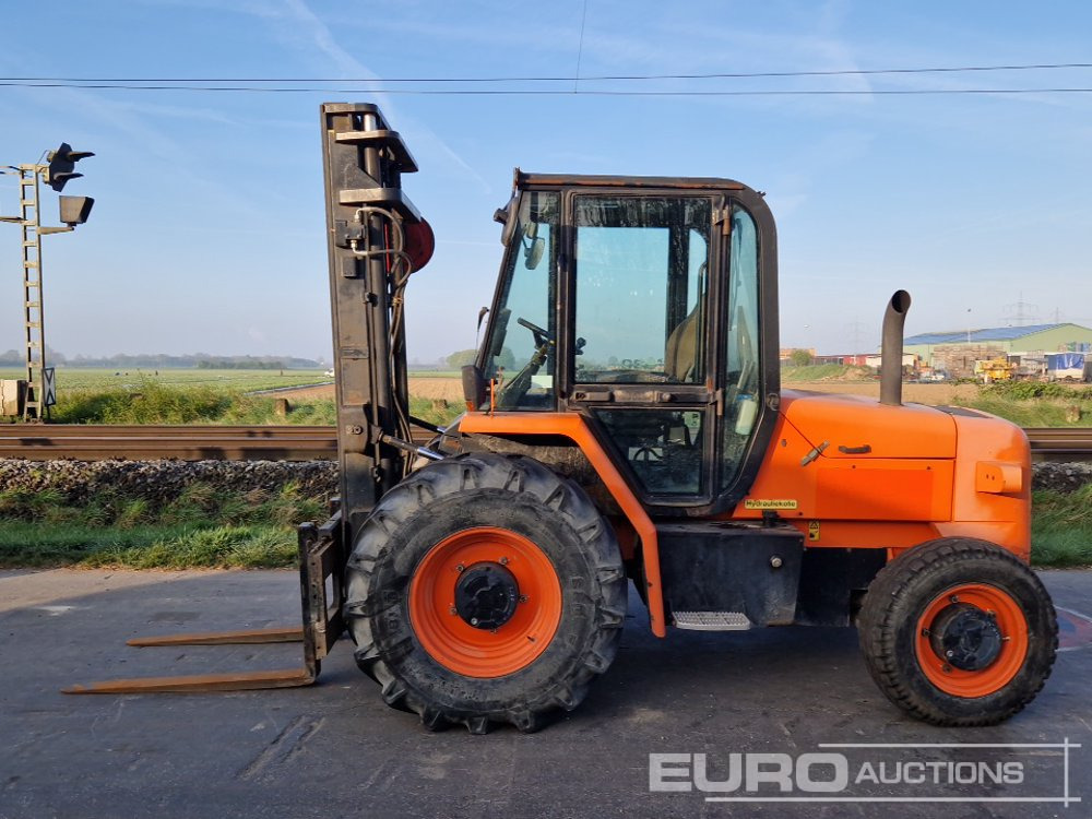 2014 JCB 930-4 T4 - Carretilla todo terreno: foto 2 2014 JCB 930-4 T4 - Carretilla todo terreno: foto 2
