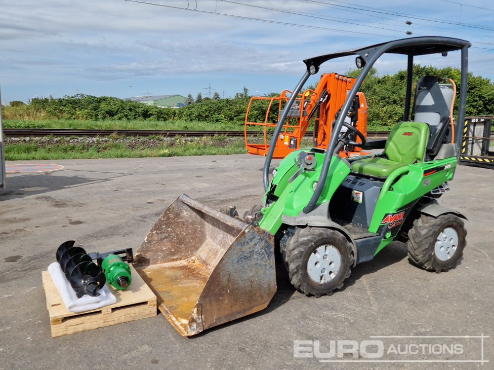 2016 Avant M225MLNT - Cargadora de ruedas: foto 1 2016 Avant M225MLNT - Cargadora de ruedas: foto 1