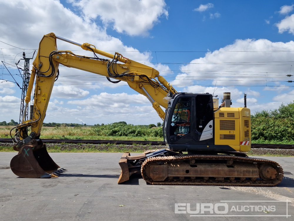 2016 Hitachi ZX225USLC-5B - Excavadora de cadenas: foto 2 2016 Hitachi ZX225USLC-5B - Excavadora de cadenas: foto 2