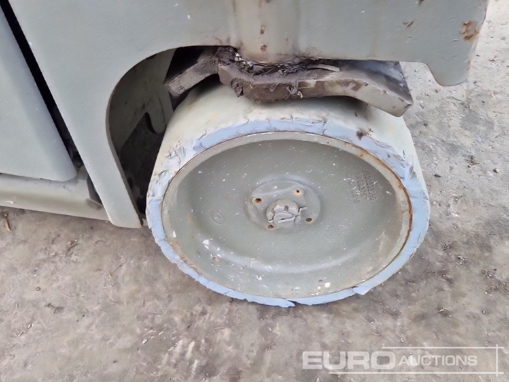 Plataforma elevadora 2017 Haulotte Compact 12: foto 9 Plataforma elevadora 2017 Haulotte Compact 12: foto 9