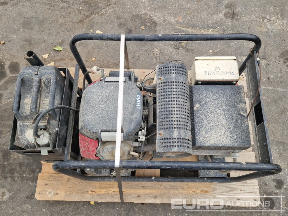 6 kVA Generator - Generador industriale: foto 5 6 kVA Generator - Generador industriale: foto 5